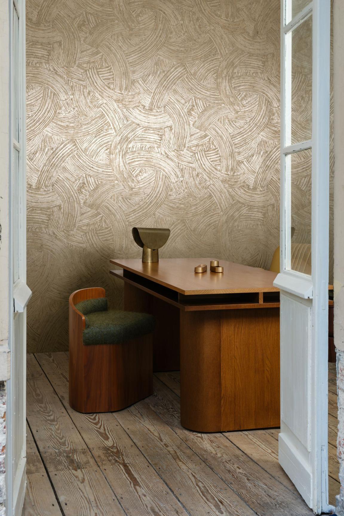 Embleme_Impasto_60101A_Roomshot_Web_LR-medium-two-thirds