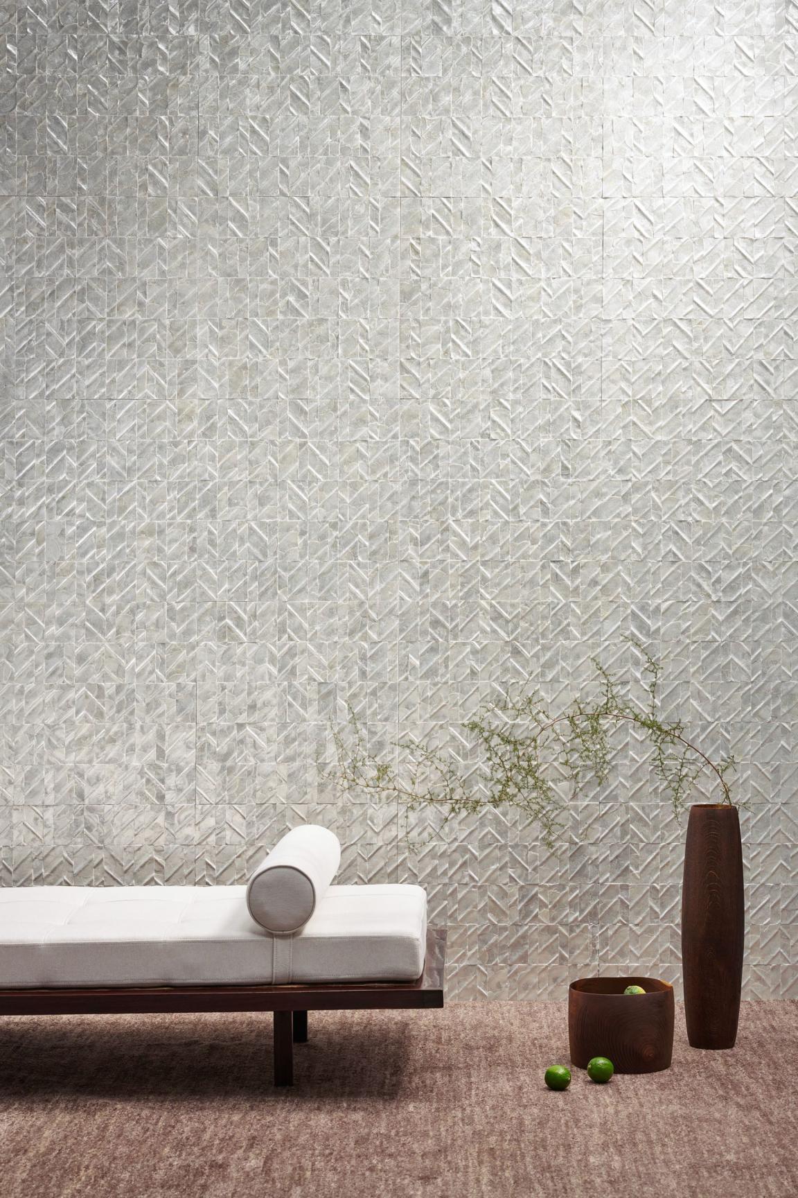 Luster_Perula_70300_Roomshot_Web_LR-medium-two-thirds