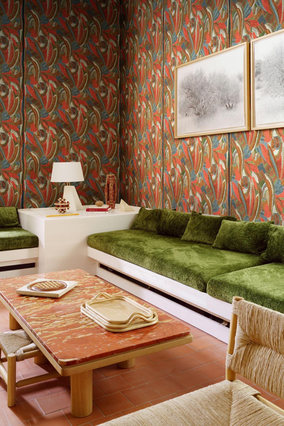 Melaky_Mandrava_40760_Roomshot_Web_LR-medium-two-thirds