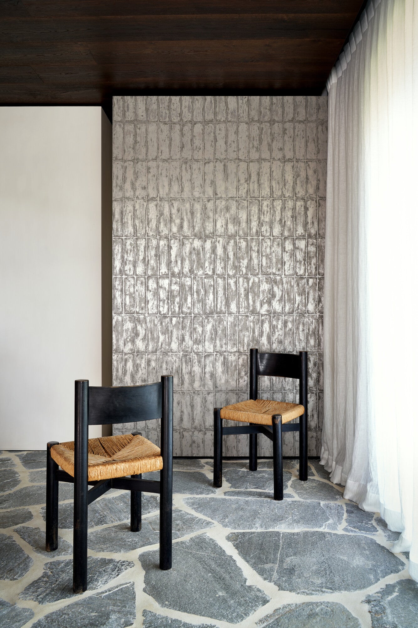 MetalXPatina_ChalkStone_60124_Roomshot_Web_LR-fullscreen