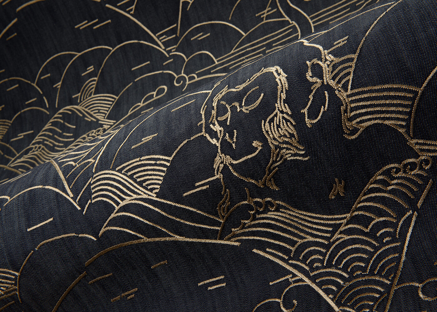 MoooiWallcoveringTokyoBlue_IndigoMacaque_MO3001_M1-hero