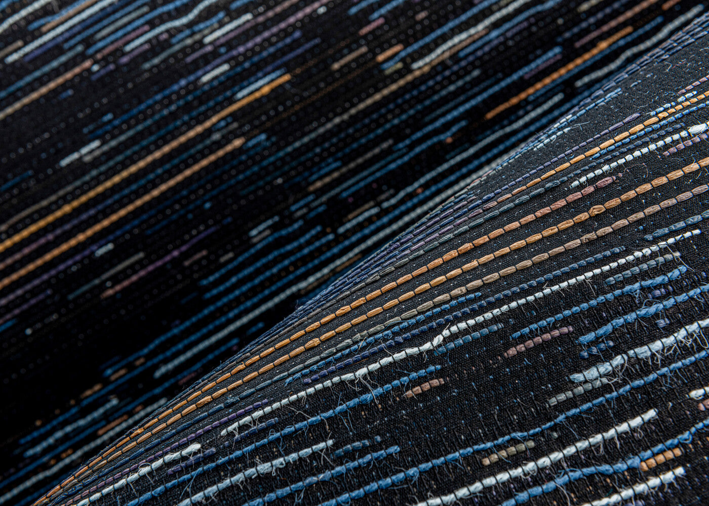 MoooiWallcoveringTokyoBlue_Tie-Tami_MO3020_M2-hero