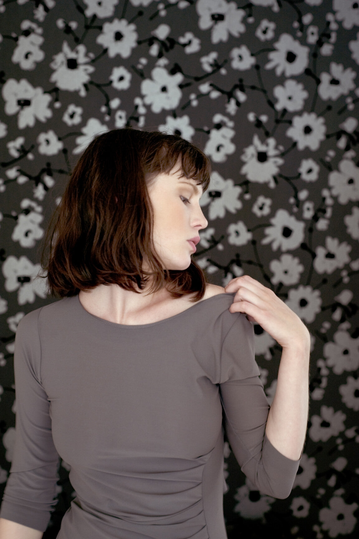 VELVET-20-medium-two-thirds