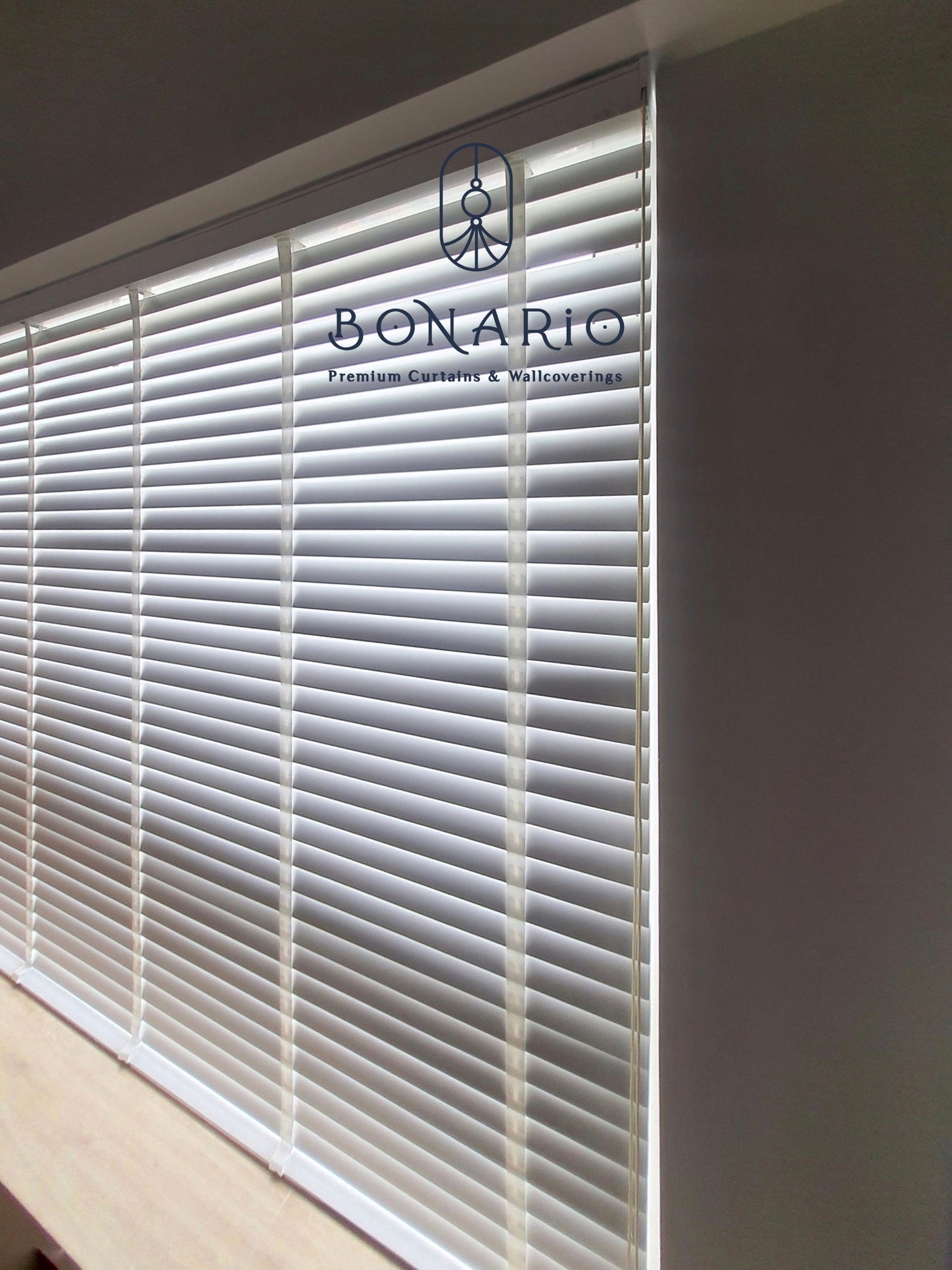 RÈM SÁO GỖ: NÉT ĐẸP HIỆN ĐẠI VÀ TINH TẾ