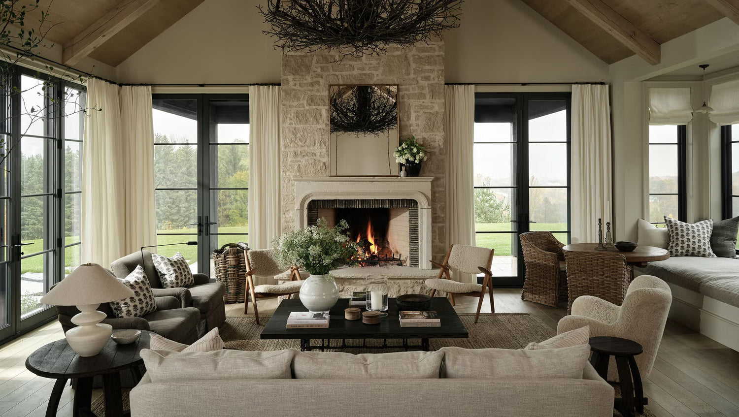 4 Tips Chọn Rèm Cửa Cho Phòng Khách