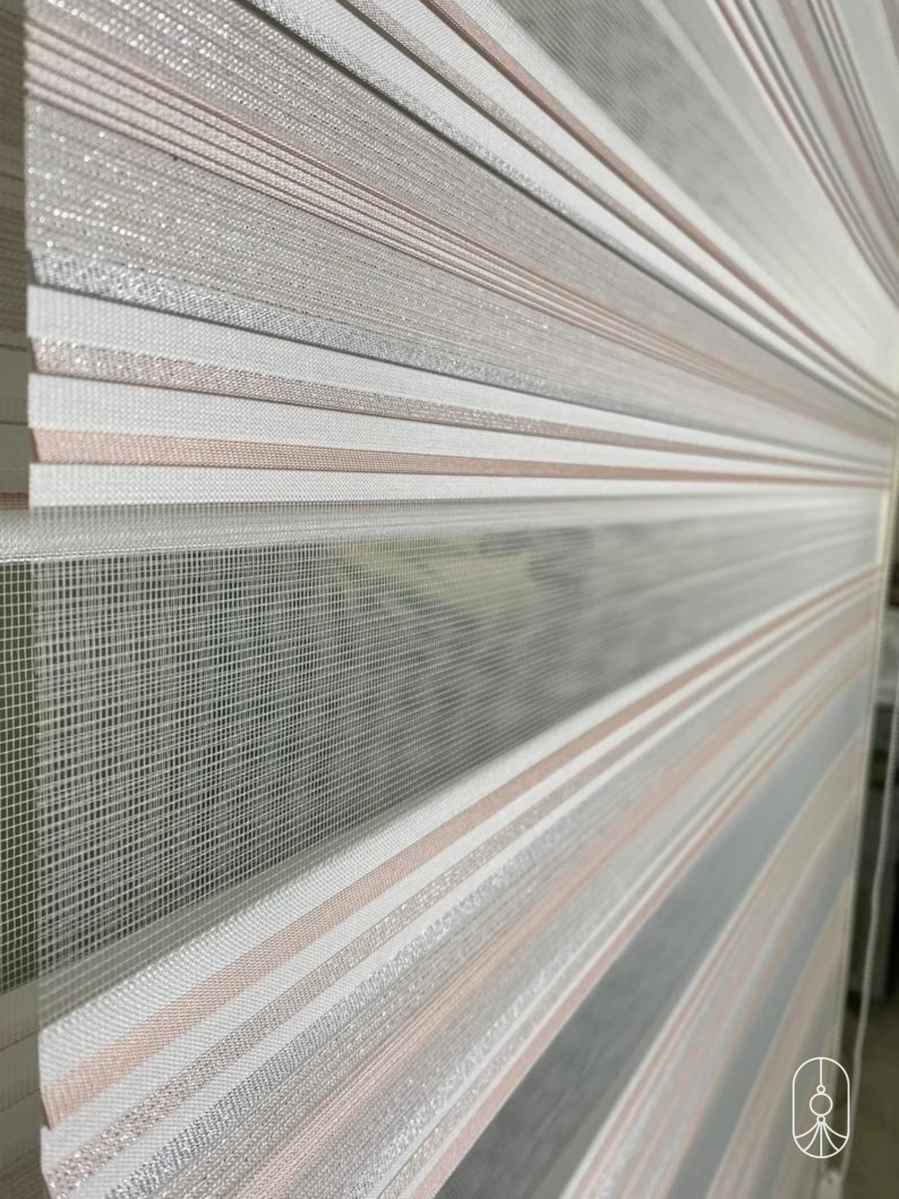 MÀN CẦU VỒNG | COMBI SHADES