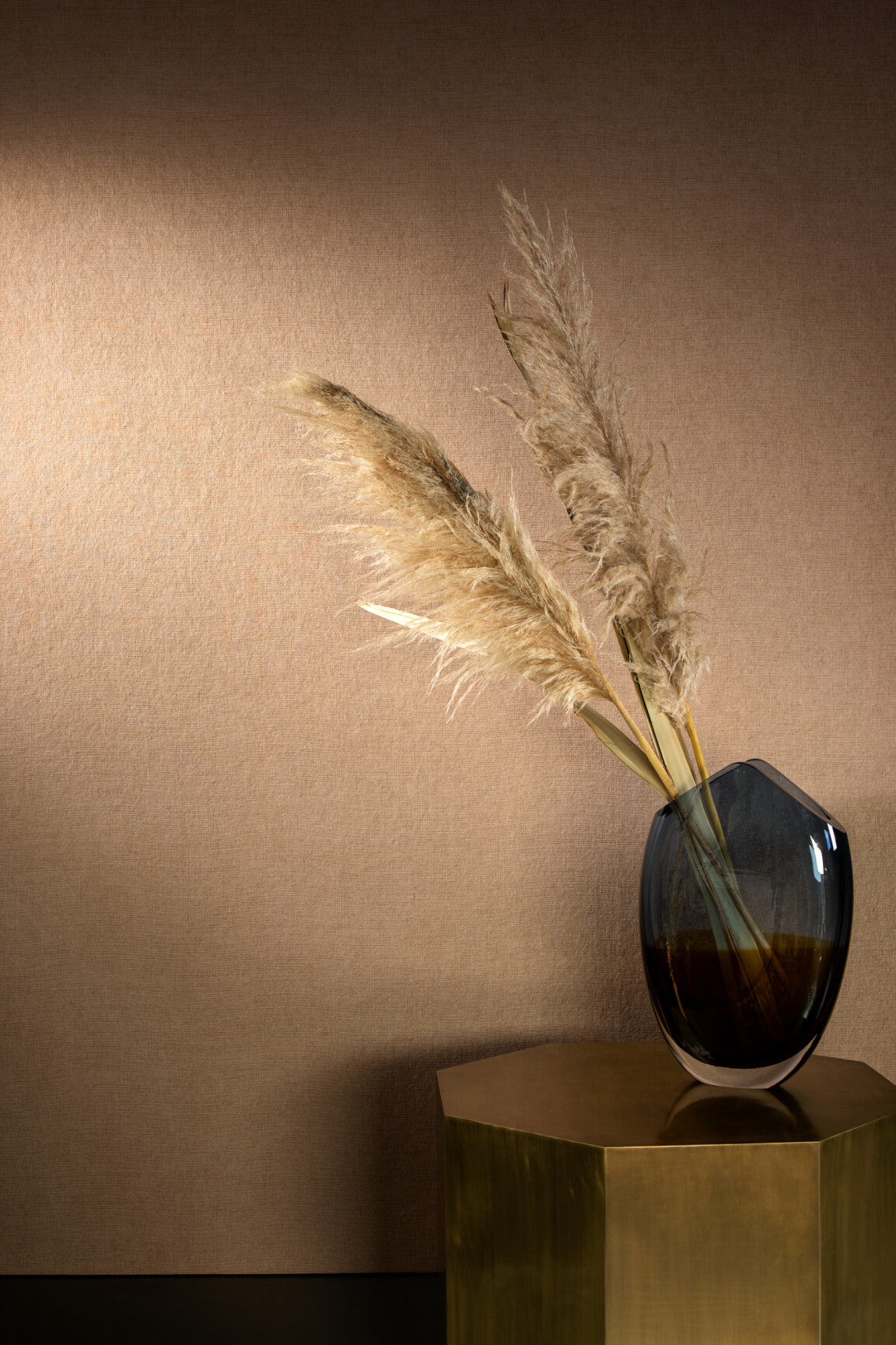 Essentials-|-Les-Tricots_Tulle_73090_Roomshot_Web_LR-medium-two-thirds