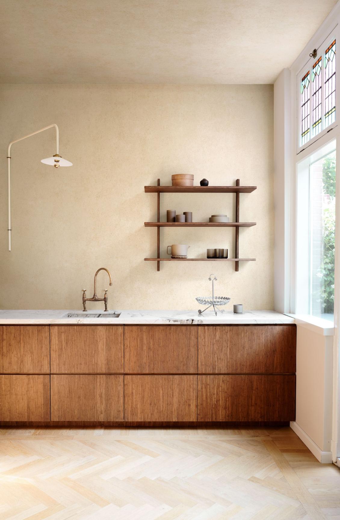 EssentialsKaolin_CalcaireStucco_30305_Roomshot_Web_LR-medium-two-thirds