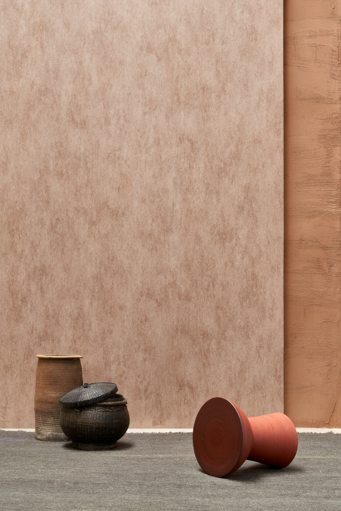 EssentialsPalette_Manchas_57521A_2_Roomshot_Web_LR-medium-two-thirds