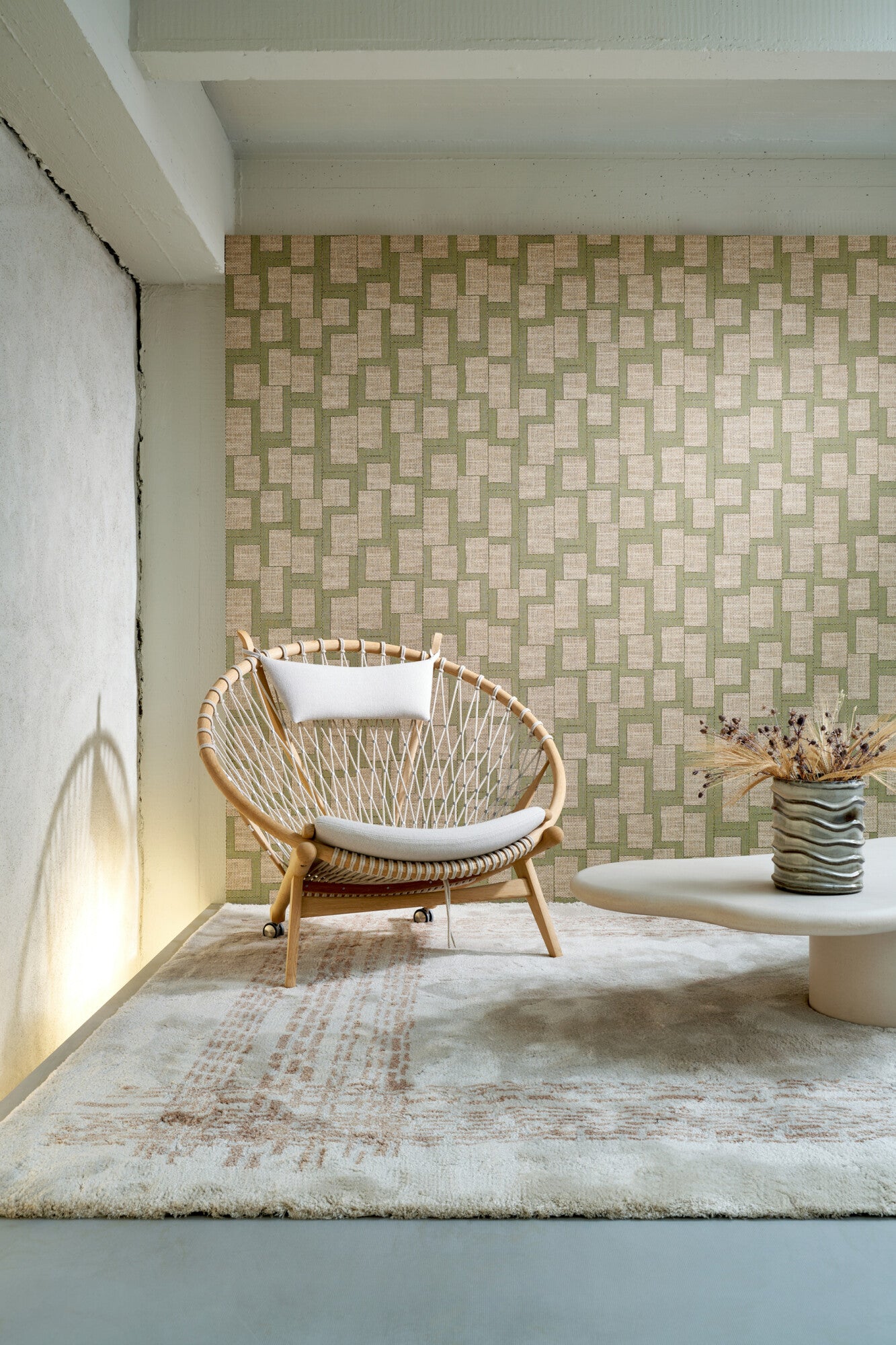 EssentialsTotem_EspartoAfricano_18945_Roomshot_Web_LR-fullscreen