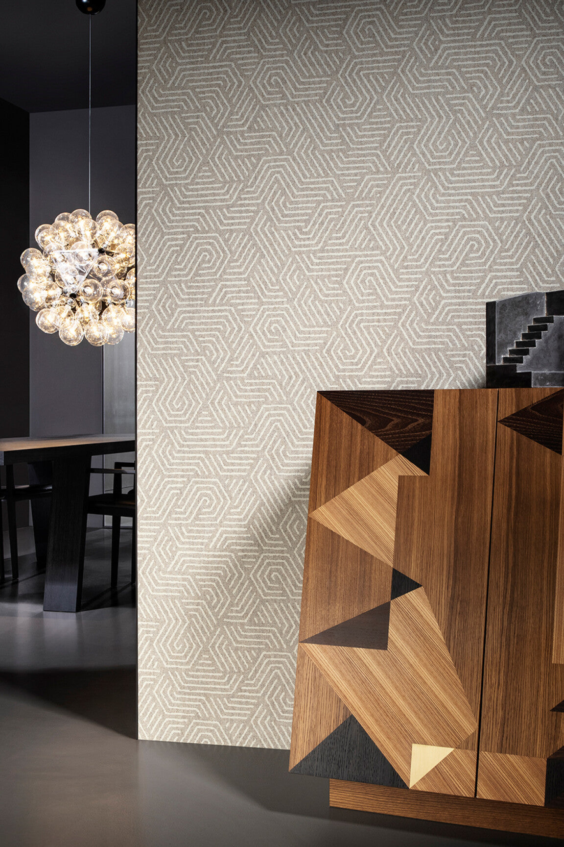 Essentials|Modulaire_Flourish_53052_1-medium-two-thirds