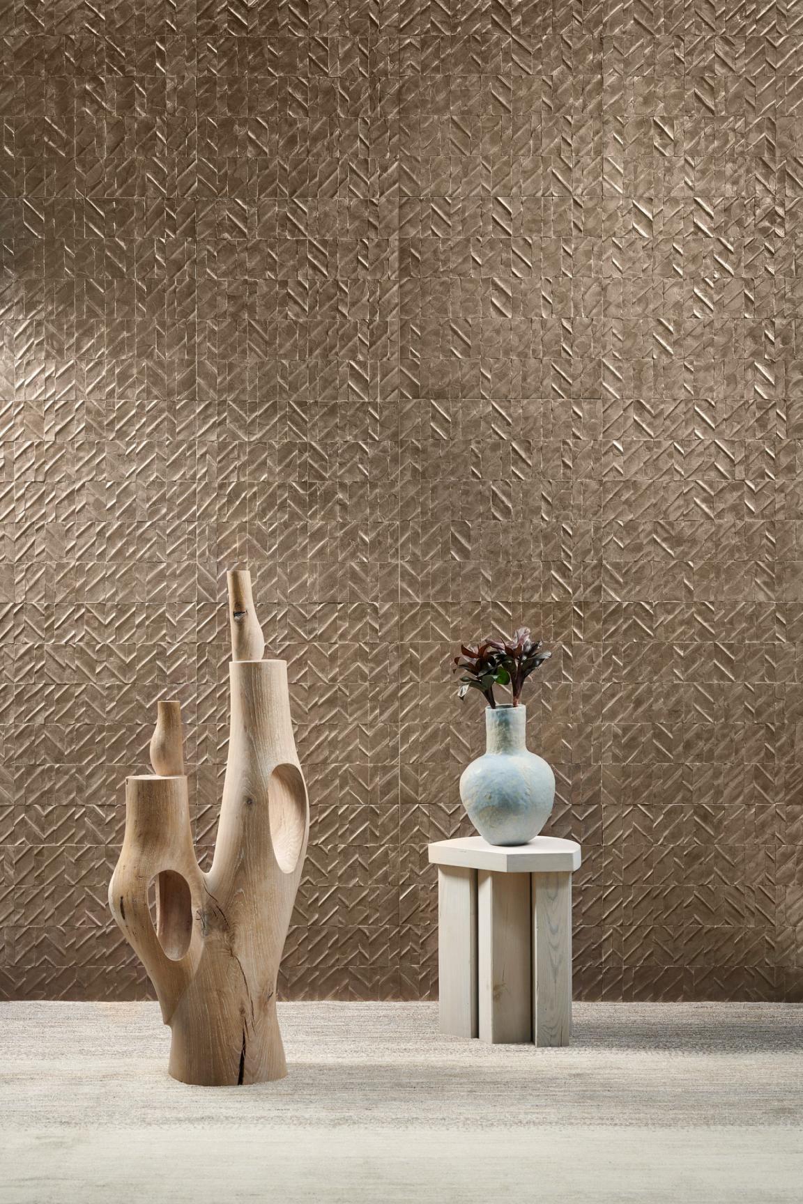 Luster_Perula_70302_Roomshot_Web_LR-medium-two-thirds
