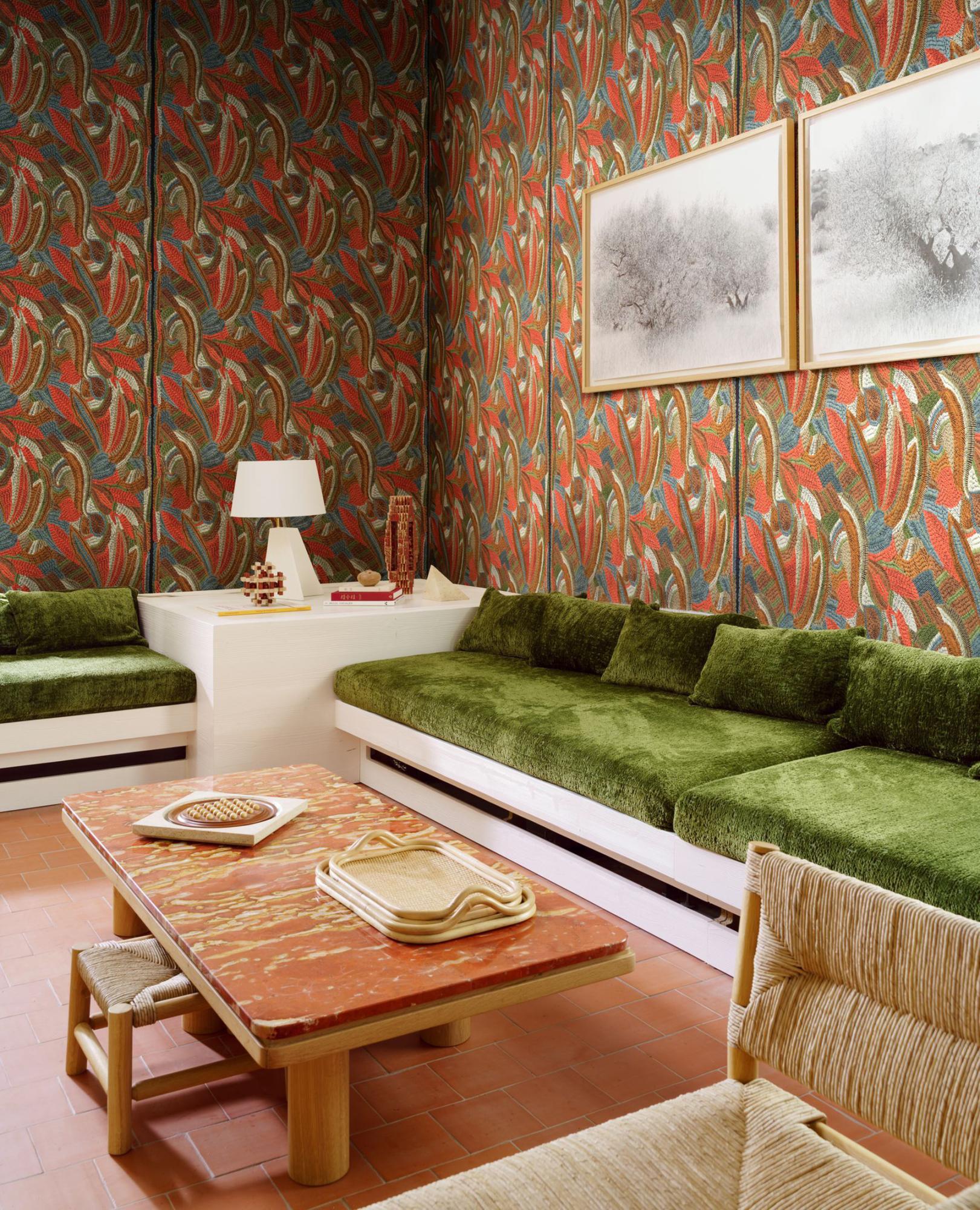 Melaky_Mandrava_40760_Roomshot_Web_LR-fullscreen